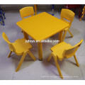 JQP4412 Table et chaise en plastique pour enfants Jouet de meuble bon marché